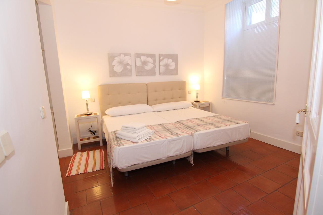 Apartamentos Madrid Retiro Buitenkant foto